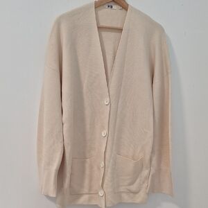 Uniqlo Soft Beige Cardigan Sweater